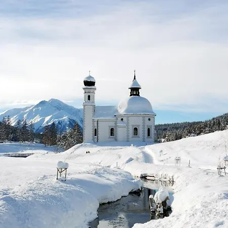 The Seefeld Retreat - Family Friendly - Mountain Views בית נופש זיפלד אין טירול