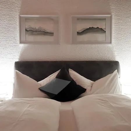 The Seefeld Retreat - Family Friendly - Mountain Views Vakantiehuis *